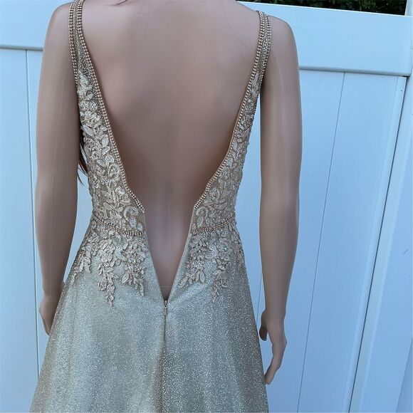 Cinderella Divine Women's Champagne Beaded Evening Gown Size 6 - Picture 5 of 12